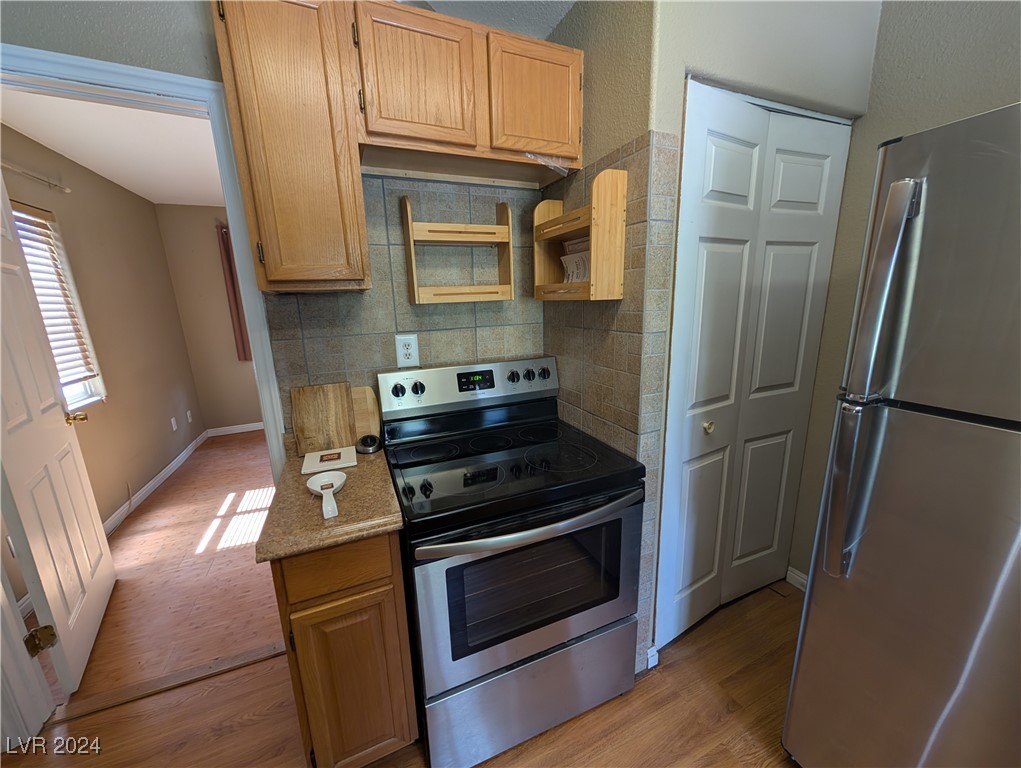 351 Main Street Caliente, NV 89008 - Photo 7 of 15 Kitchen