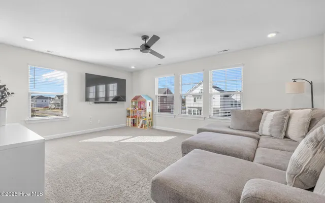 $574,900 | 107 Farmridge Way, Moyock, NC 27958