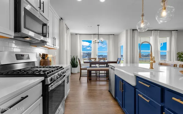 $574,900 | 107 Farmridge Way, Moyock, NC 27958