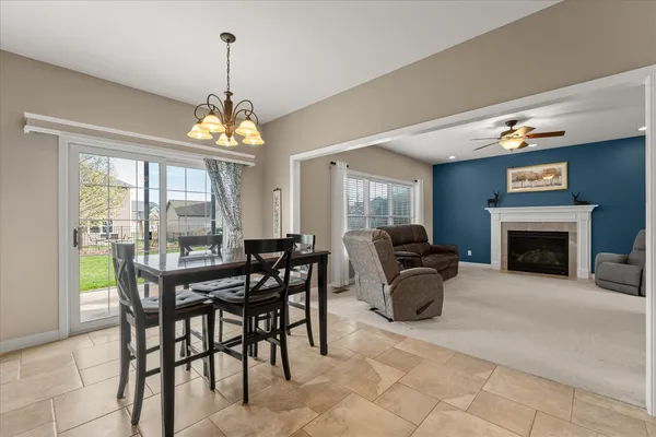 $535,000 | 1108 East White Oak Road, Mahomet, IL 61853