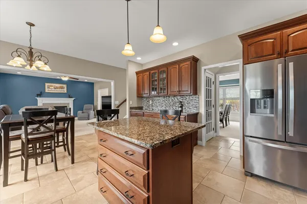 $535,000 | 1108 East White Oak Road, Mahomet, IL 61853