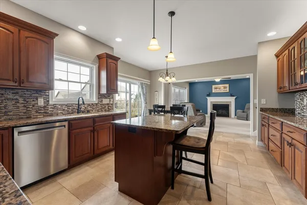 $535,000 | 1108 East White Oak Road, Mahomet, IL 61853