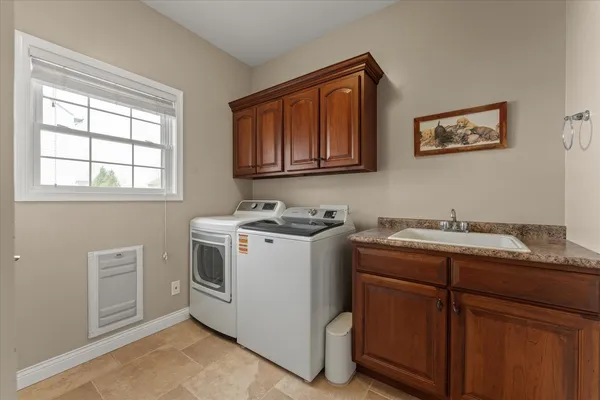 $535,000 | 1108 East White Oak Road, Mahomet, IL 61853