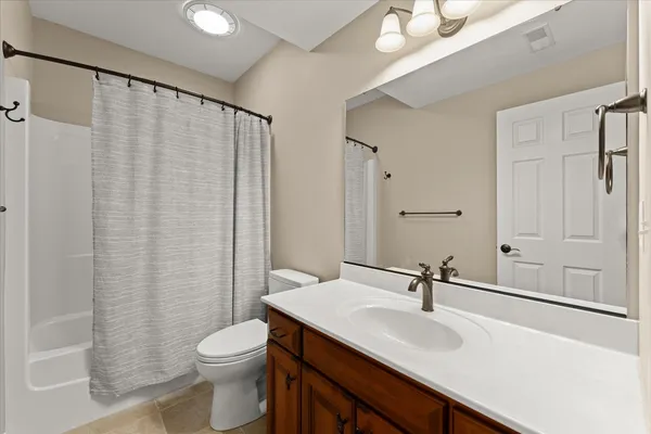 $535,000 | 1108 East White Oak Road, Mahomet, IL 61853