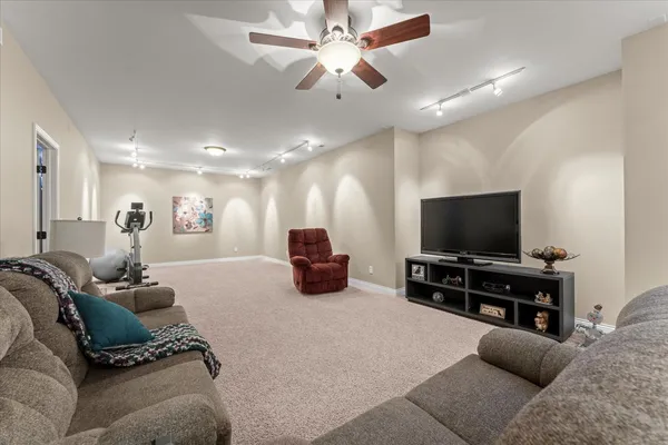 $535,000 | 1108 East White Oak Road, Mahomet, IL 61853