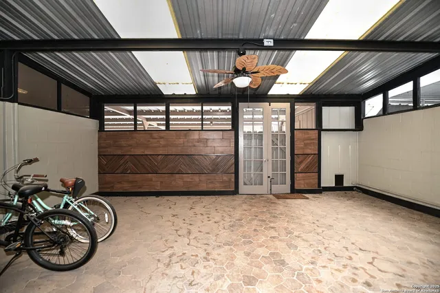 $1,700 | 10819 Crown Vw Drive, San Antonio, TX 78239