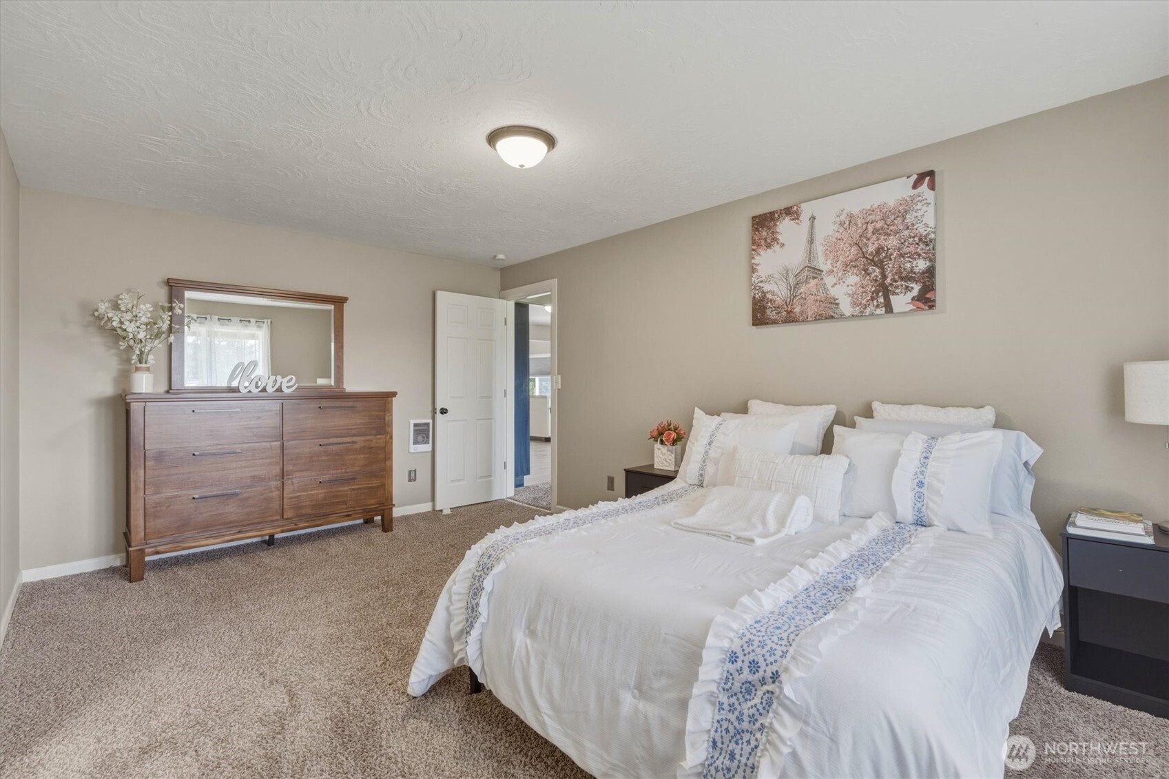 3805 Pacific Way Longview, WA 98632 - Photo 18 of 37 a spacious bedroom with a bed and a cabinets