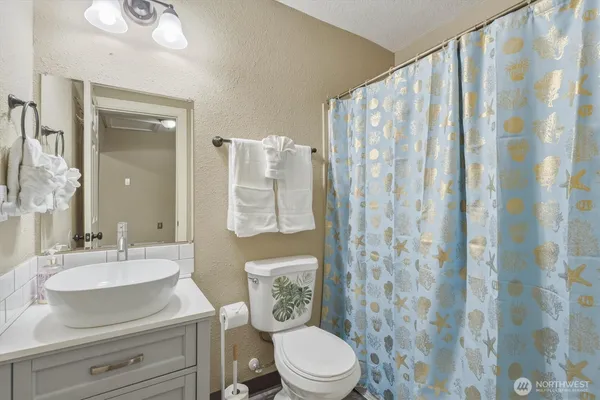 $409,000 | 3805 Pacific Way, Longview, WA 98632