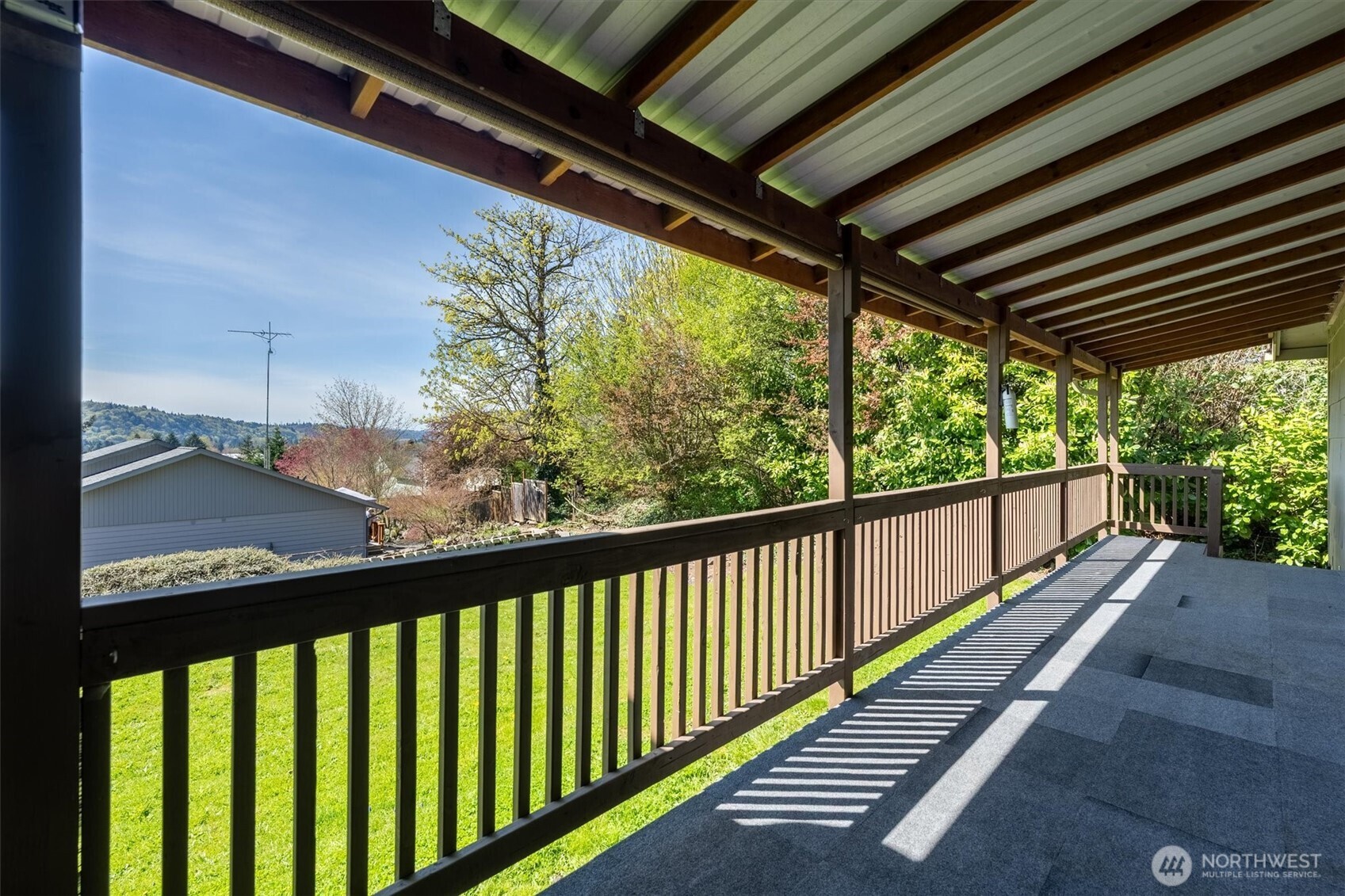 3805 Pacific Way Longview, WA 98632 - Photo 29 of 37 a view of a balcony