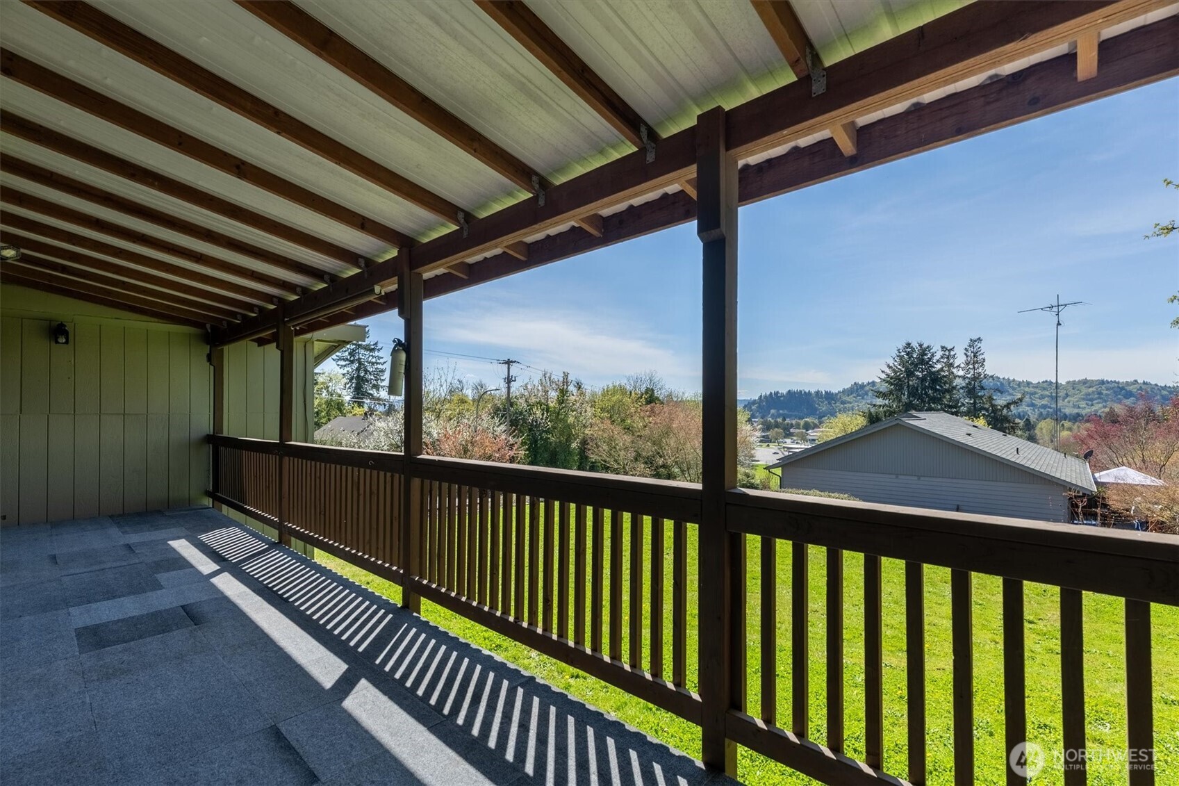 3805 Pacific Way Longview, WA 98632 - Photo 30 of 37 a view of city from a balcony