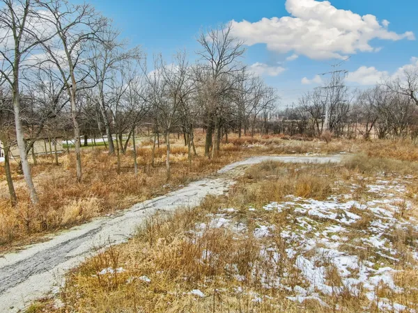 $150,000 | 114 North Columbine Avenue, Lombard, IL 60148