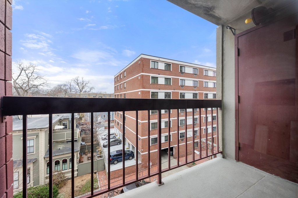280 Harvard Street, Unit 4D Cambridge, MA 02139 - Photo 7 of 19