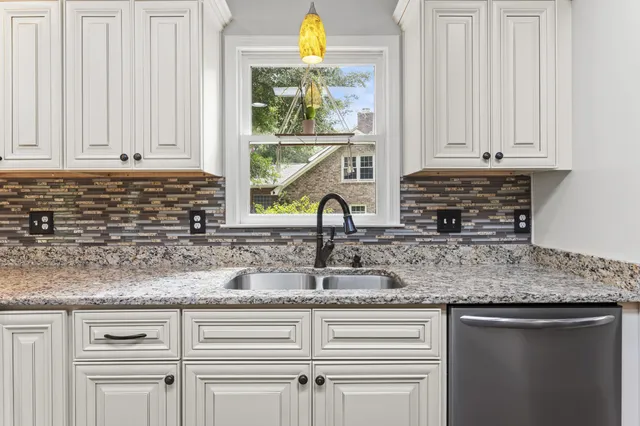 $612,500 | 124 Brandywine Drive, Summerville, SC 29485