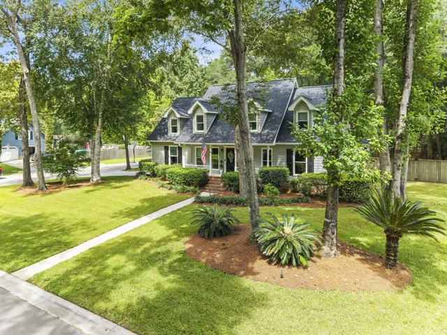 $612,500 | 124 Brandywine Drive, Summerville, SC 29485