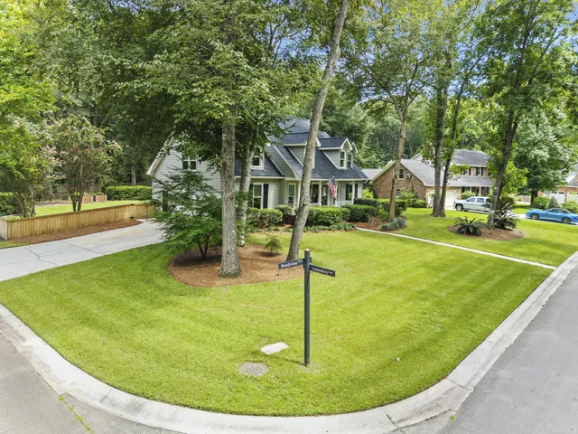 $612,500 | 124 Brandywine Drive, Summerville, SC 29485