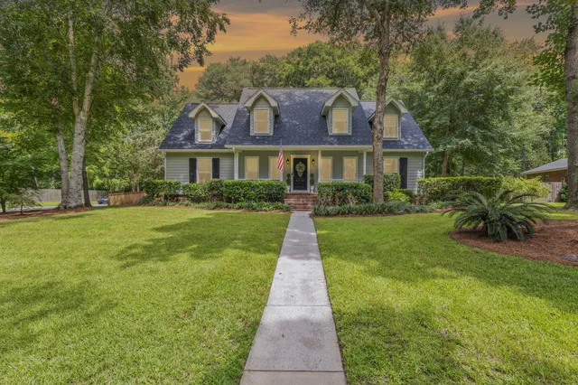 $612,500 | 124 Brandywine Drive, Summerville, SC 29485