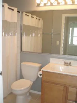 $2,000 | 327 Carthage Court, Unit D, Bloomingdale, IL 60108