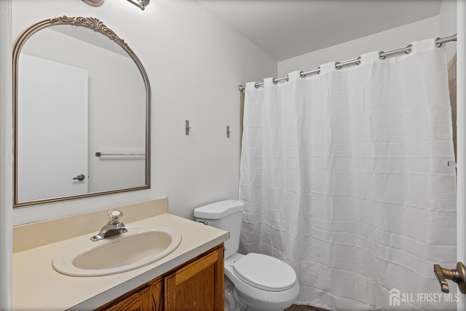 341 Silvia Street Ewing, NJ 08628 - Photo 15 of 28