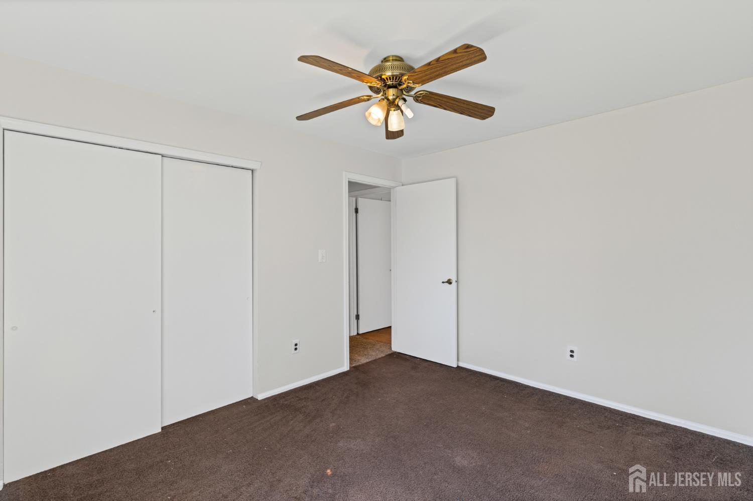 341 Silvia Street Ewing, NJ 08628 - Photo 18 of 28