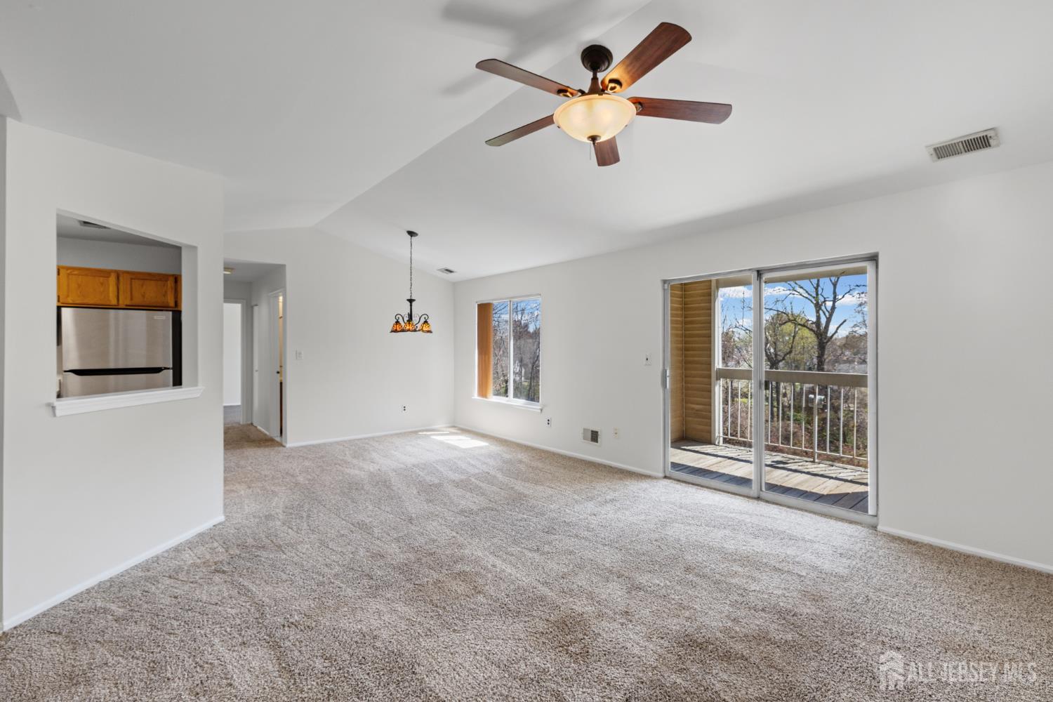 341 Silvia Street Ewing, NJ 08628 - Photo 6 of 28