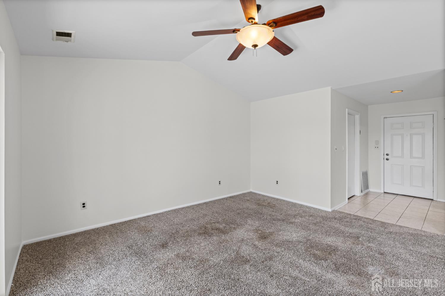 341 Silvia Street Ewing, NJ 08628 - Photo 8 of 28