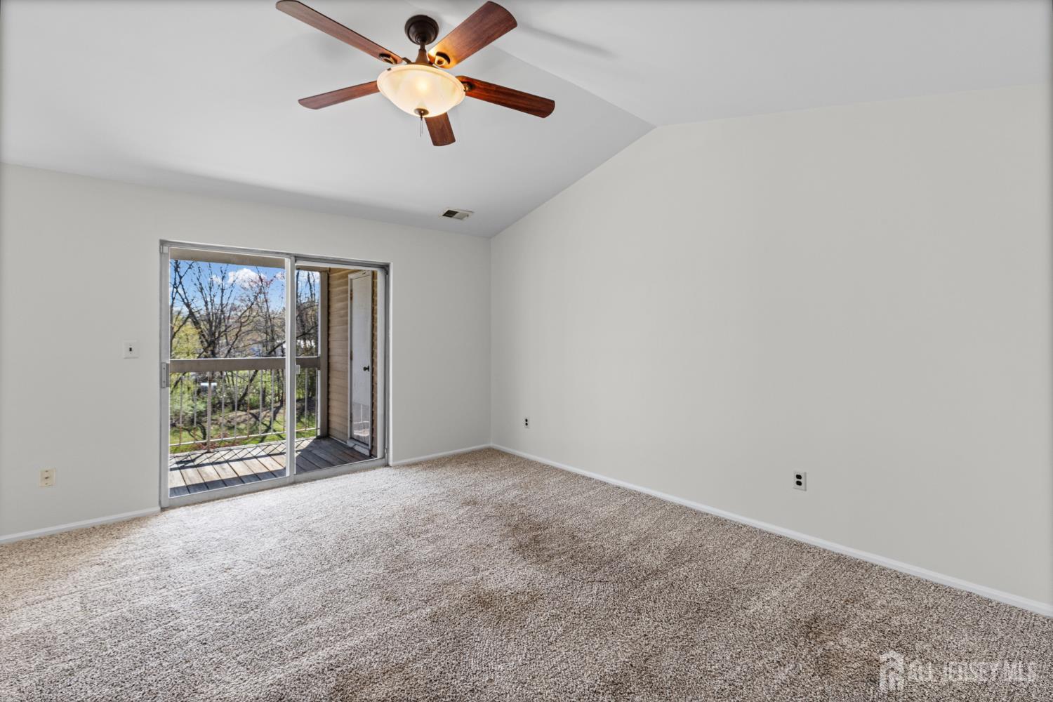 341 Silvia Street Ewing, NJ 08628 - Photo 9 of 28