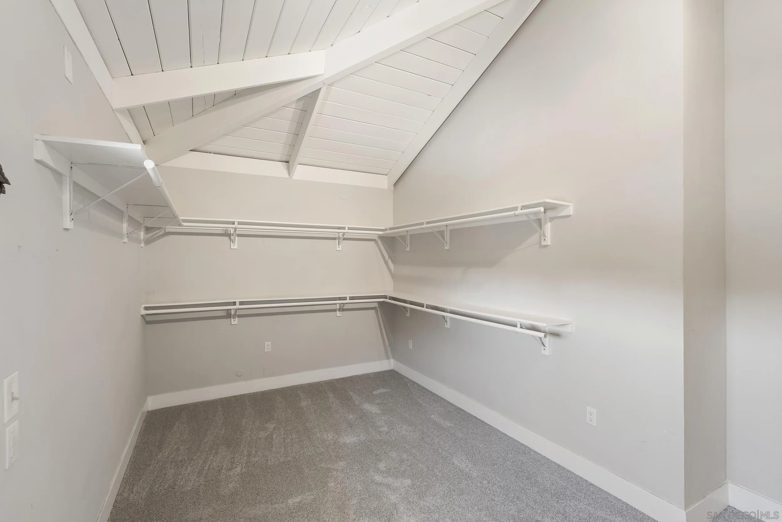 2420 Dehesa Road El Cajon, CA 92019 - Photo 12 of 66