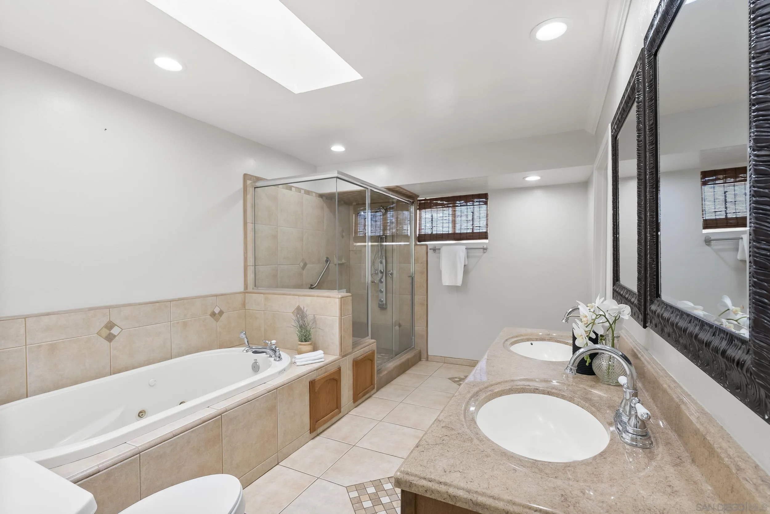 2420 Dehesa Road El Cajon, CA 92019 - Photo 10 of 66