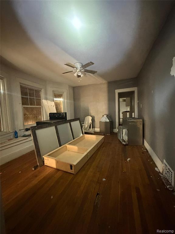 2927 Canton Street Detroit, MI 48207 - Photo 4 of 19