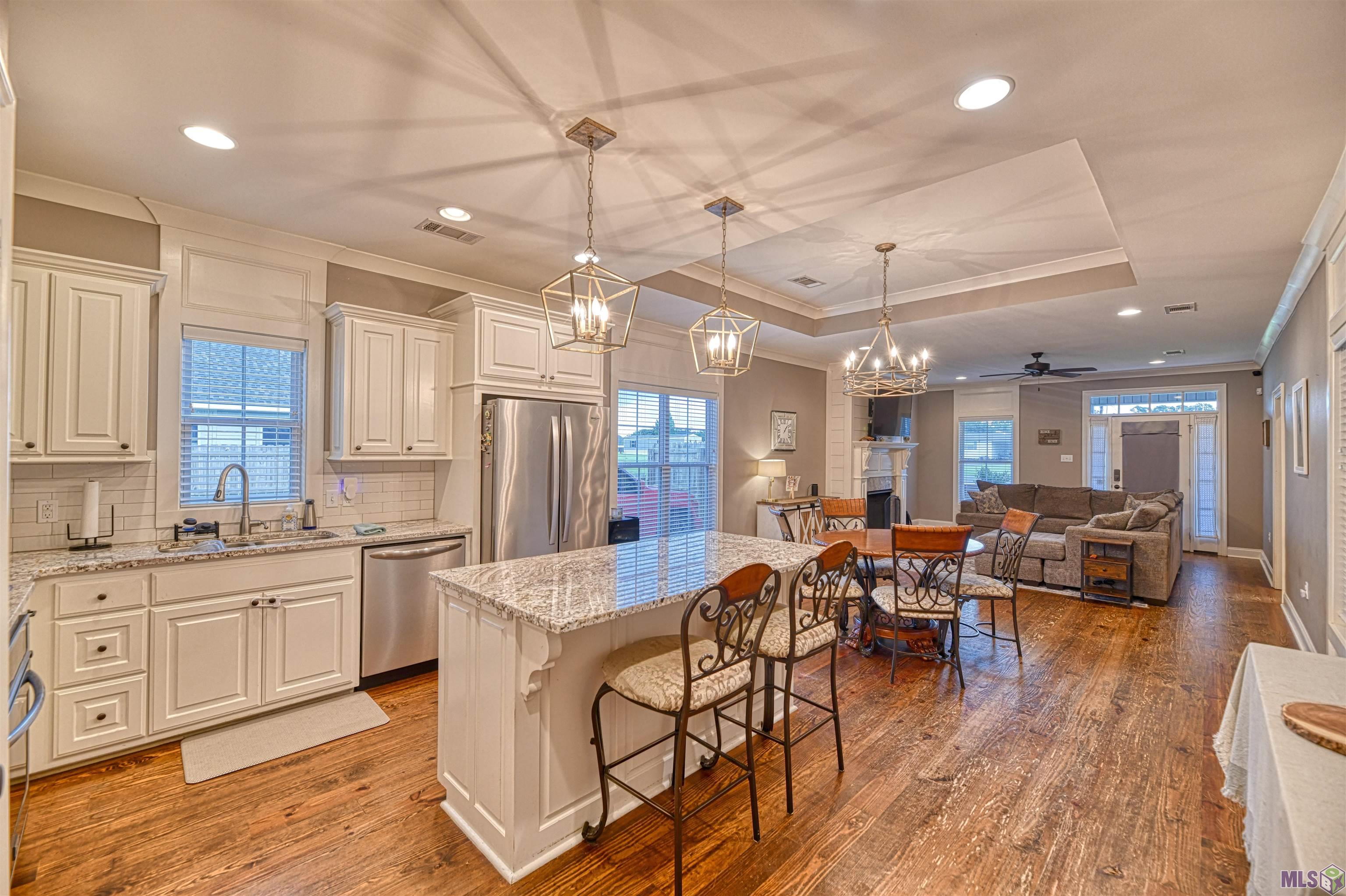 18049 Diaz Road Prairieville, LA 70769 - Photo 11 of 23 Gallery Image 11