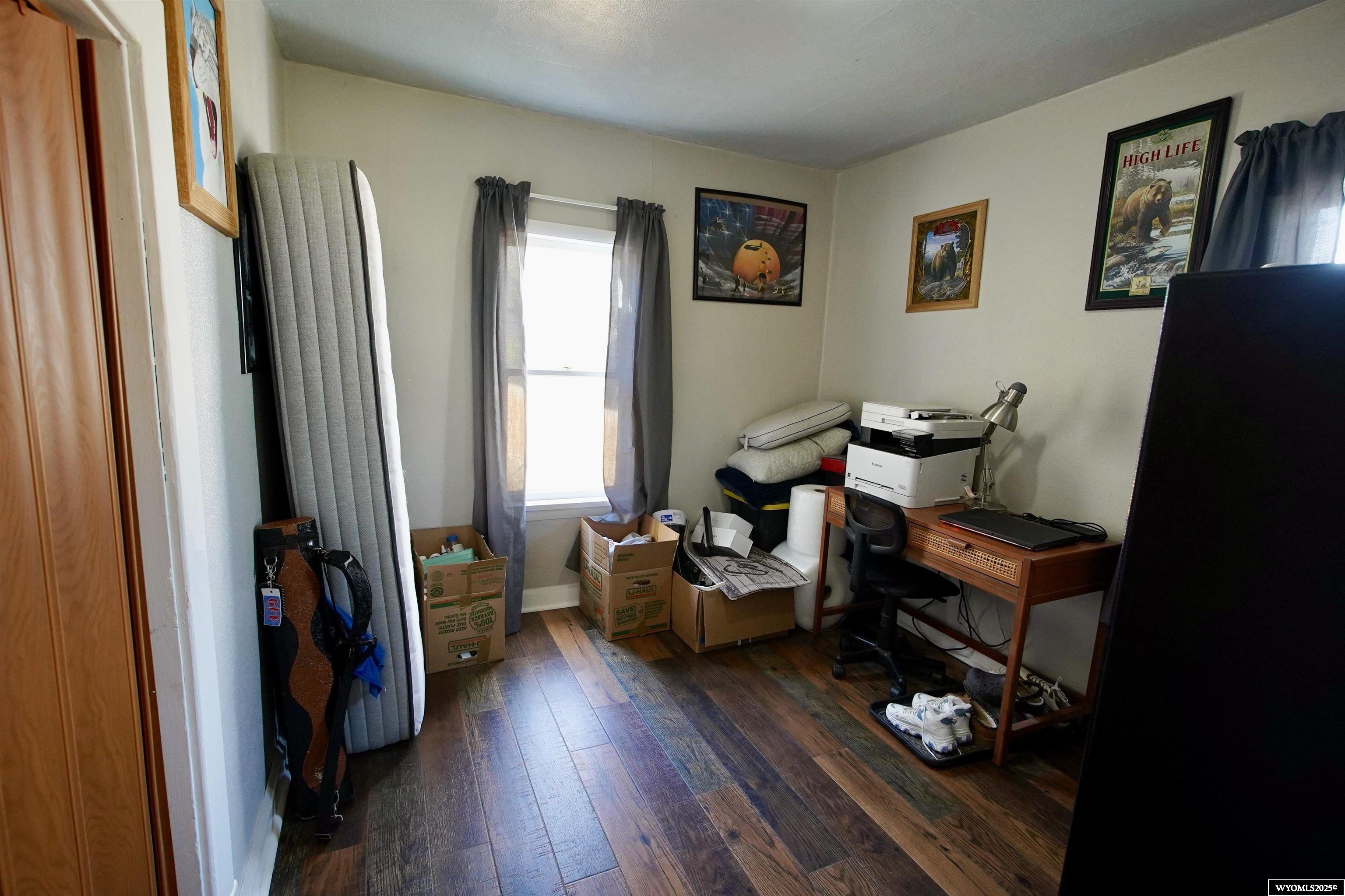 620 North 6th Street Douglas, WY 82633 - Photo 14 of 22