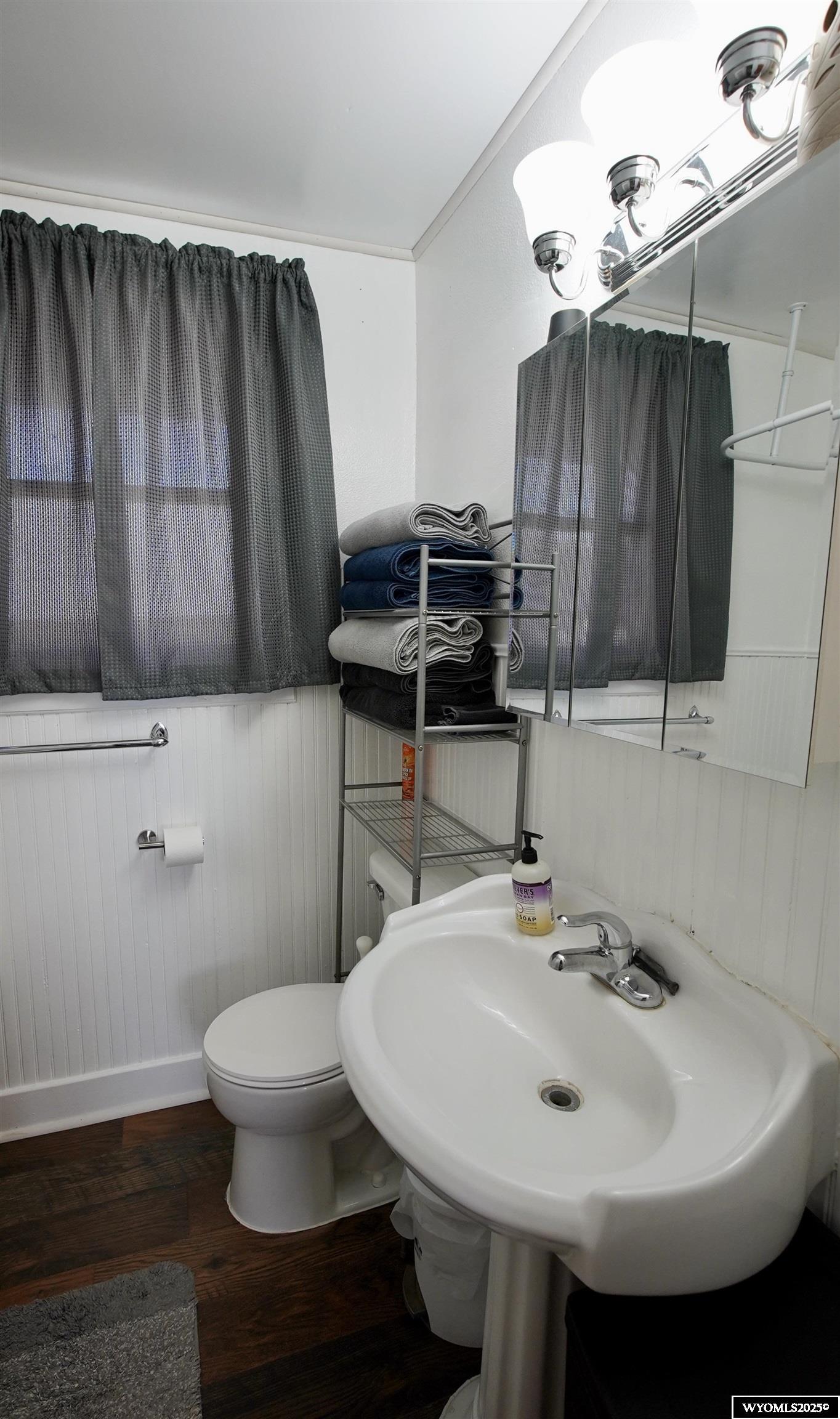 620 North 6th Street Douglas, WY 82633 - Photo 17 of 22