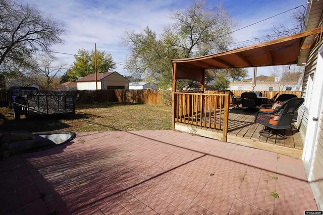 $259,500 | 620 North 6th Street, Douglas, WY 82633