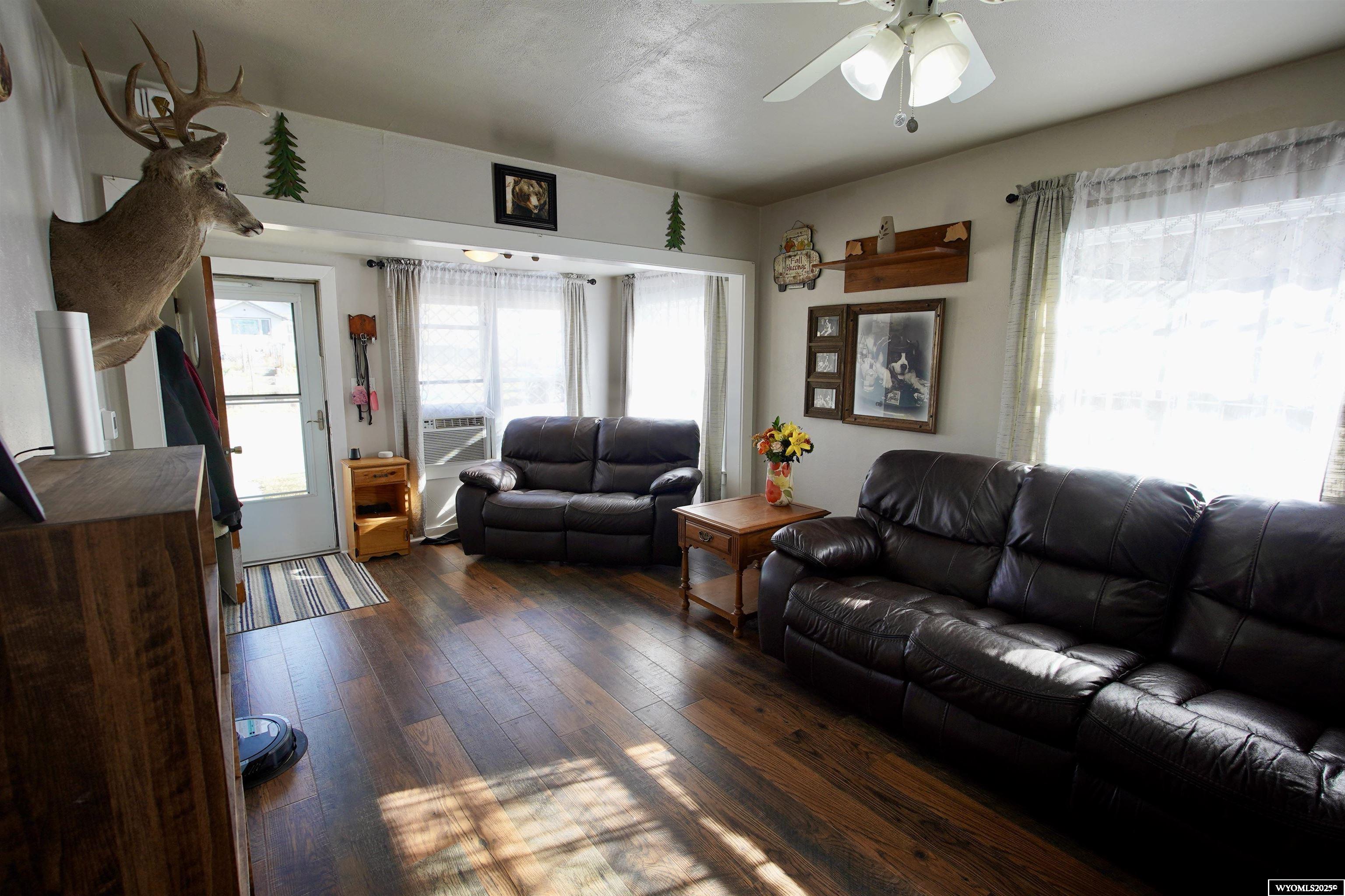 620 North 6th Street Douglas, WY 82633 - Photo 7 of 22