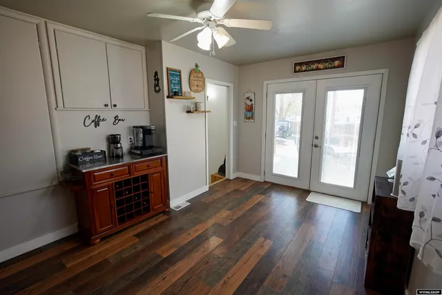 $259,500 | 620 North 6th Street, Douglas, WY 82633