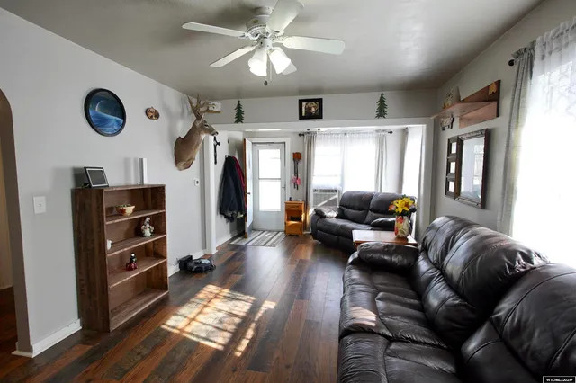 $259,500 | 620 North 6th Street, Douglas, WY 82633