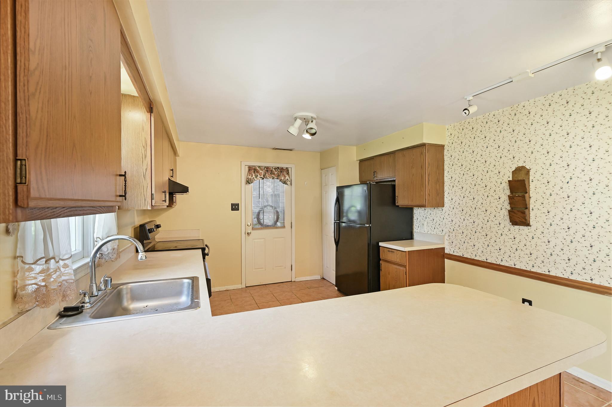 30012 Deal Island Road Princess Anne, MD 21853 - Photo 4 of 20