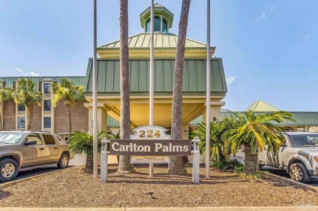 $144,900 | 224 East Garden Street, Unit 353, Pensacola, FL 32502