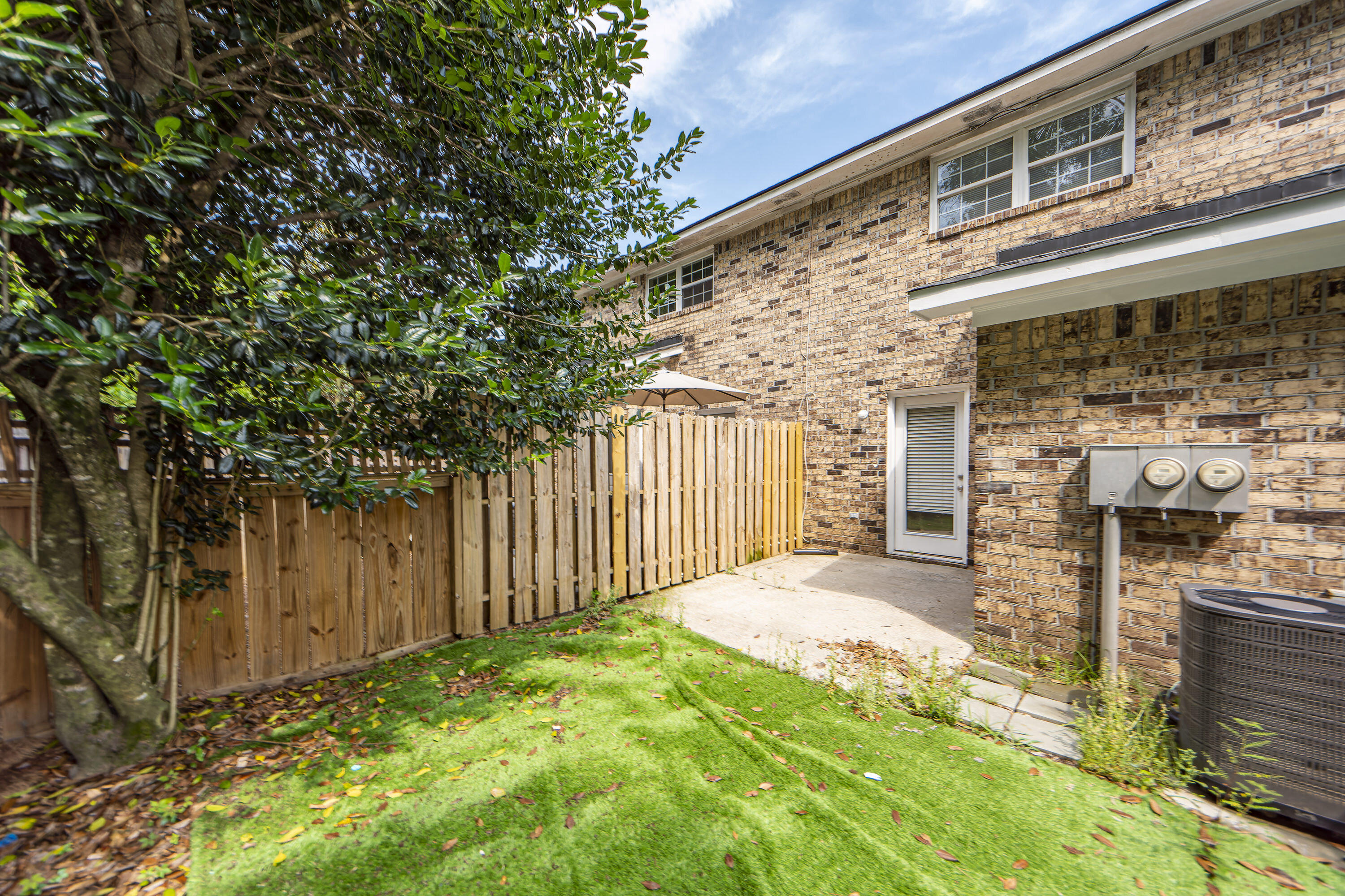 1303 Mathis Ferry Road Mount Pleasant, SC 29464 - Photo 15 of 25 15