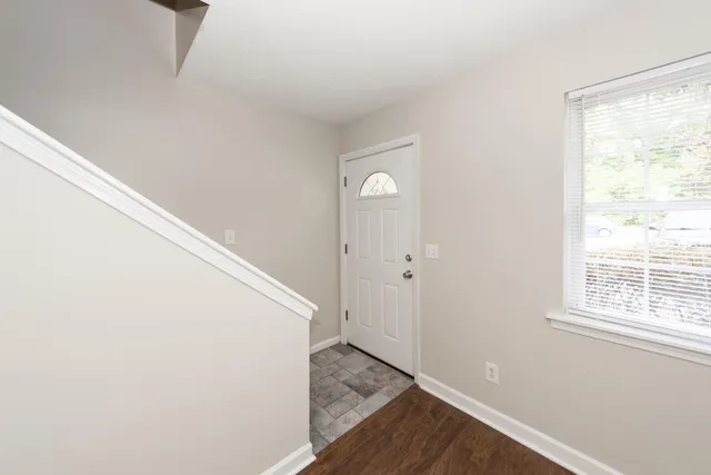 $2,050 | 1303 Mathis Ferry Road, Mount Pleasant, SC 29464