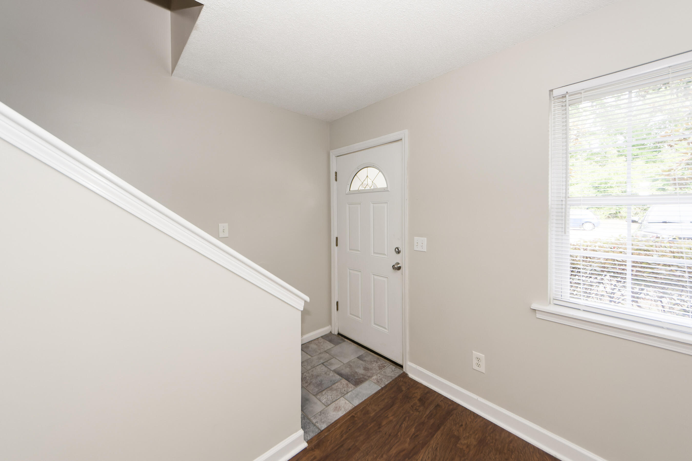 1303 Mathis Ferry Road Mount Pleasant, SC 29464 - Photo 3 of 25 03