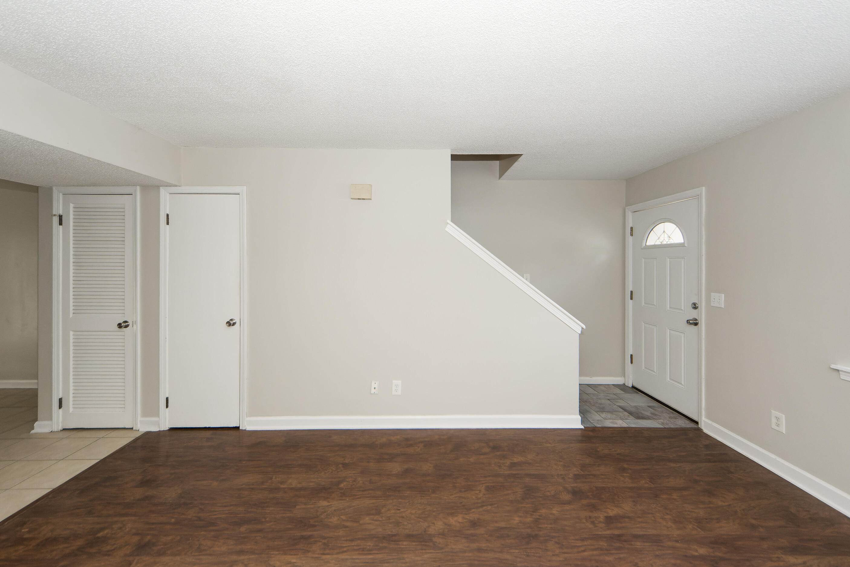 1303 Mathis Ferry Road Mount Pleasant, SC 29464 - Photo 5 of 25 05