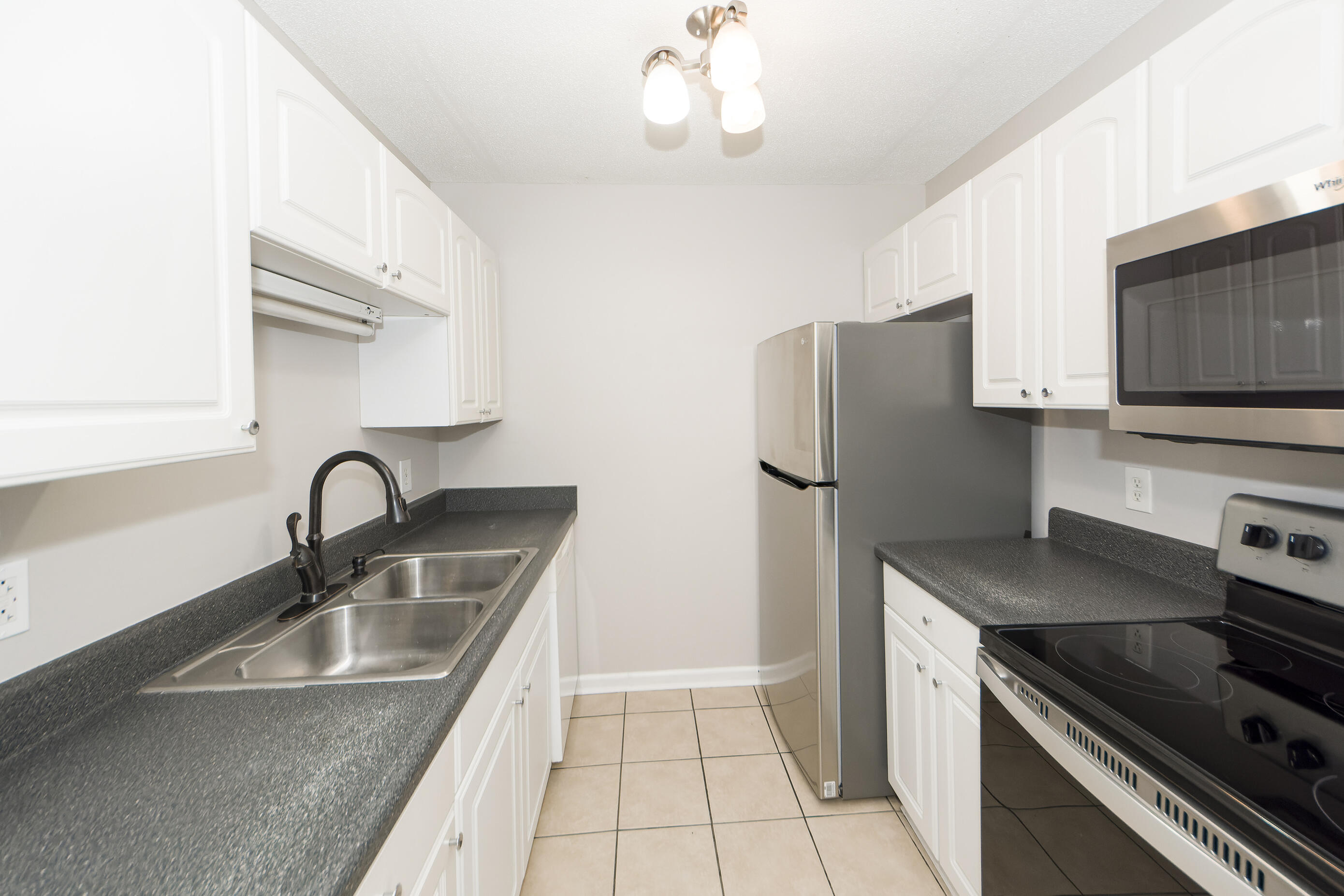 1303 Mathis Ferry Road Mount Pleasant, SC 29464 - Photo 10 of 25 10