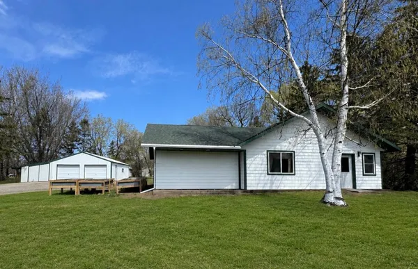 $284,900 | 408 Main Street East, Bertha, MN 56437