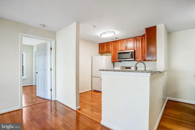 $275,000 | 17701 Kilmarnock Terrace, Unit 1K, Germantown, MD 20874