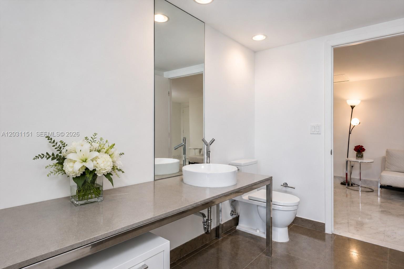 495 Brickell Avenue, Unit 705 Miami, FL 33131 - Photo 13 of 15