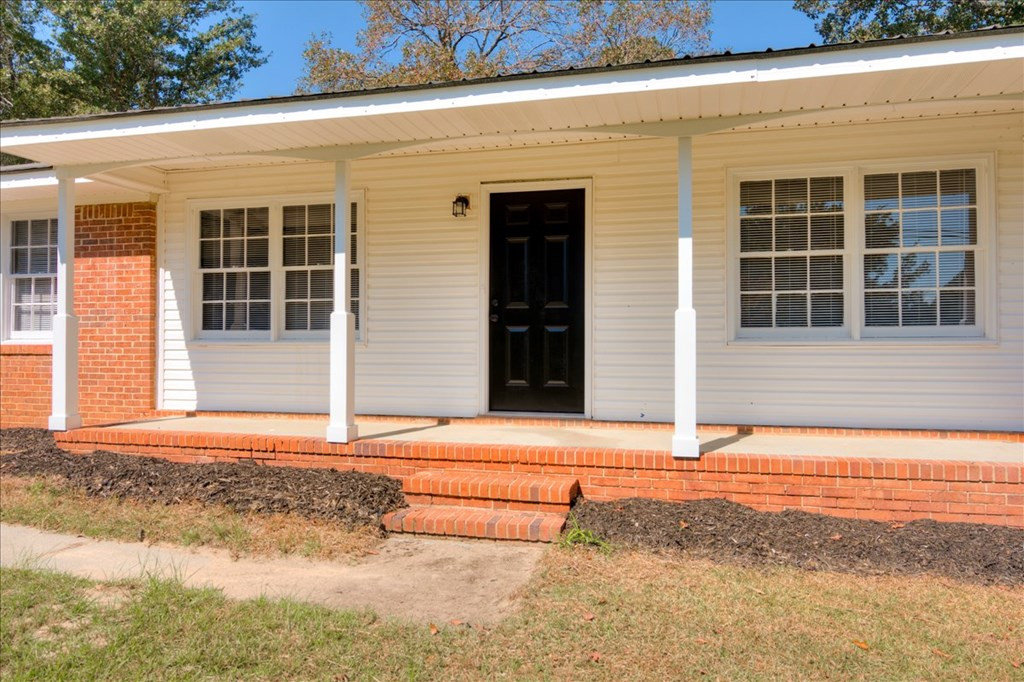 1994 Hobbs Mill Road Dearing, GA 30808 - Photo 4 of 21 Gallery Image 4