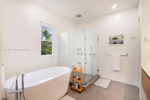 $2,995,000 | 533 Anastasia Avenue, Unit 533, Coral Gables, FL 33134