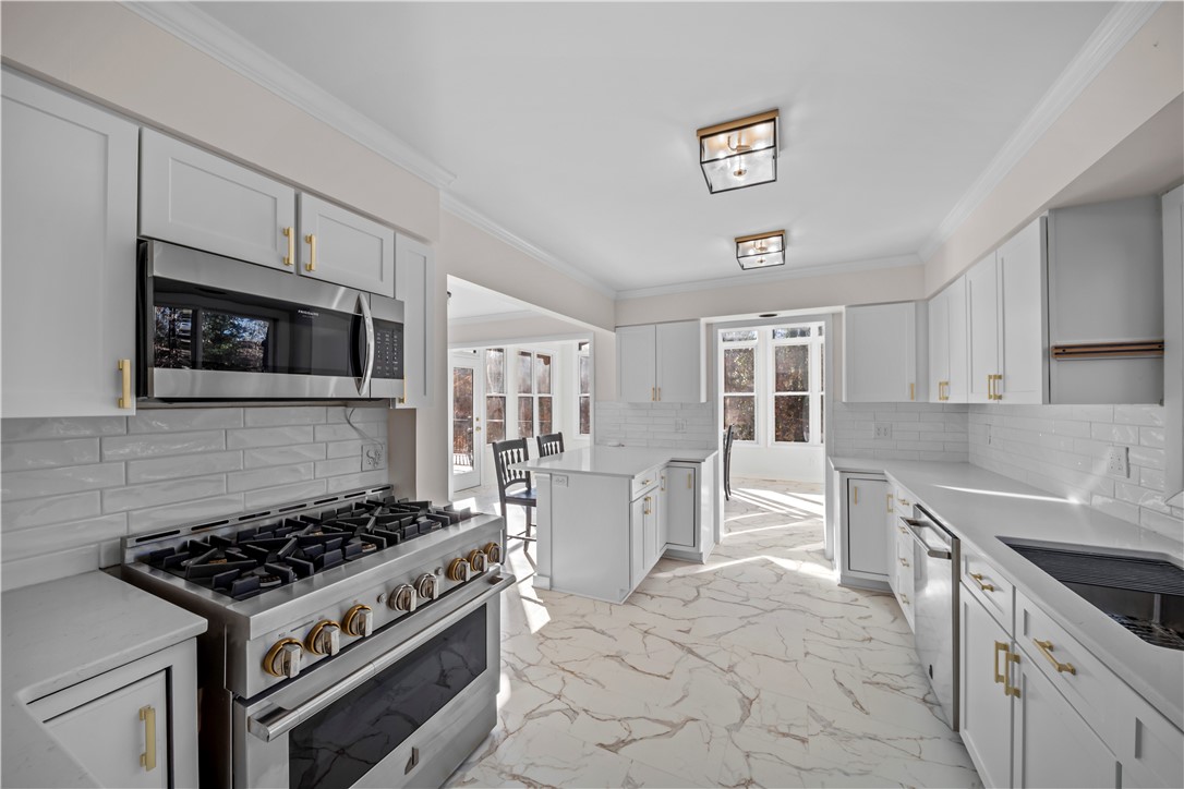 333 Woodland Way Clemson, SC 29631 - Photo 14 of 50