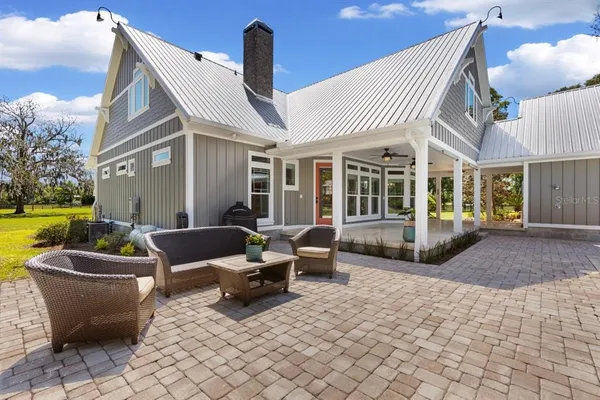 $950,000 | 4821 Southwest 53rd Terrace, Bell, FL 32619